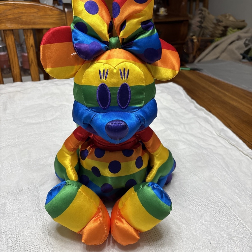 Walt DISNEY Minnie Mouse Plush Rainbow Collection Limited Edition